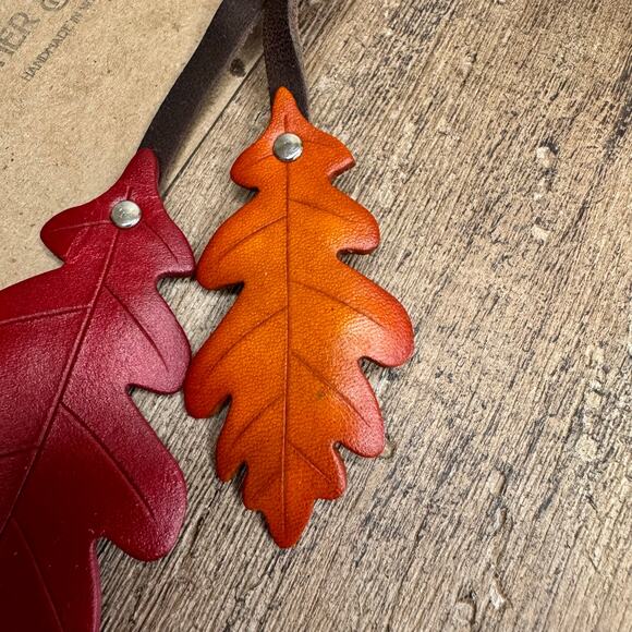 Leather Purse Charm Oak Tree Leaf Bag Charm Genuine Leather Purse Keychain NEW - Picture 6 of 6